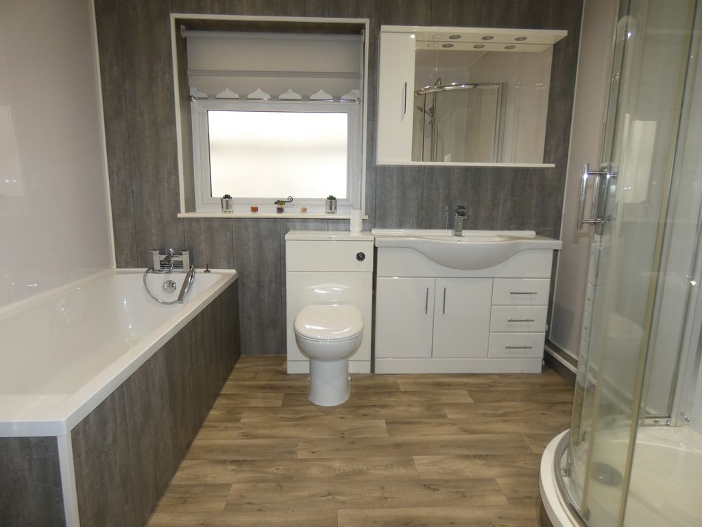 Bathroom- click for photo gallery